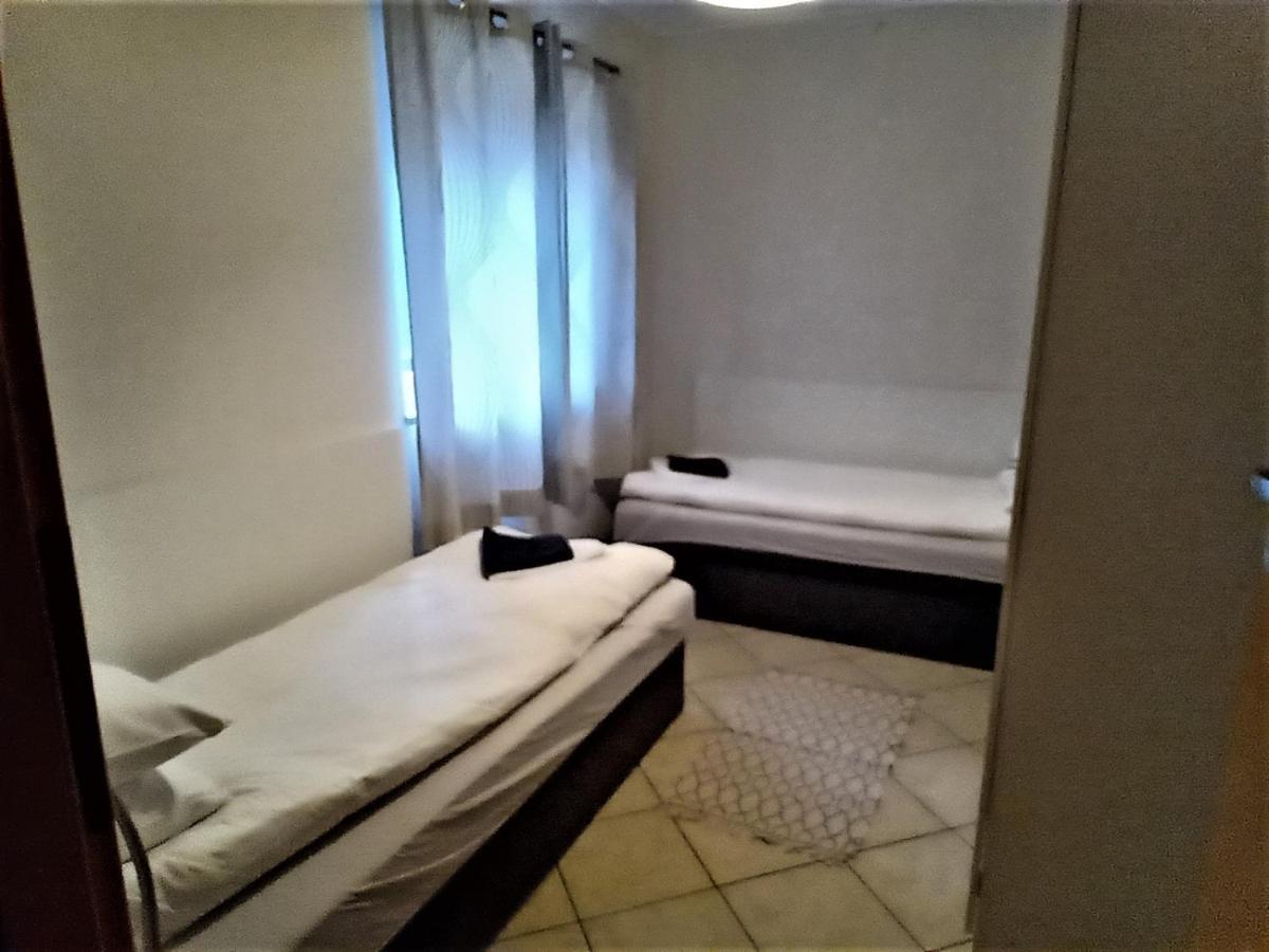 Niedzwiady Male 14 B Vila Ślesin Exterior foto